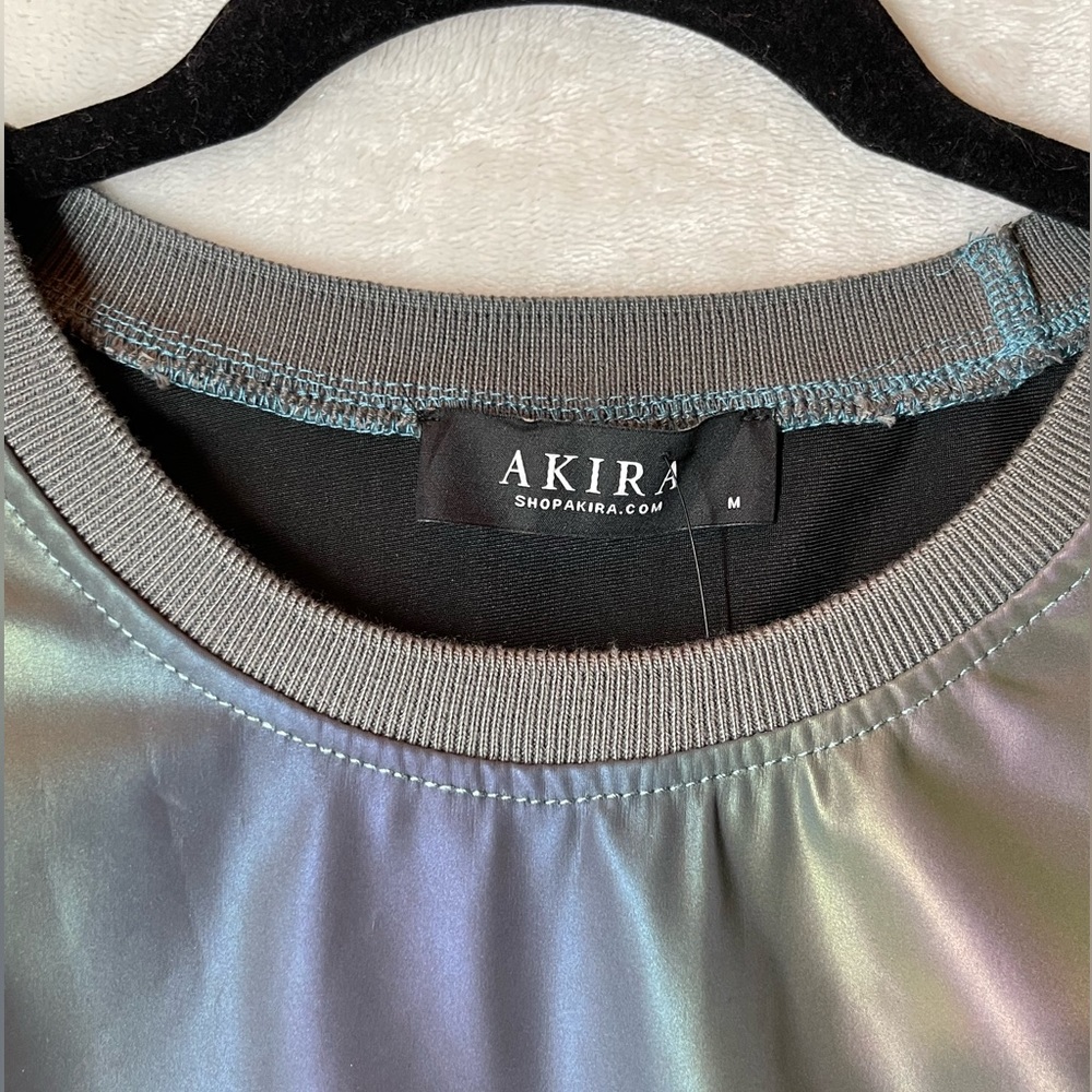 AKIRA Iridescent Crop Top - Picture 3 of 6
